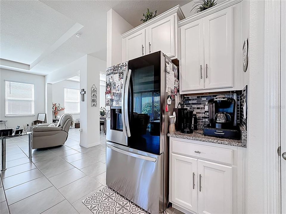 Active With Contract: $500,000 (4 beds, 3 baths, 2841 Square Feet)