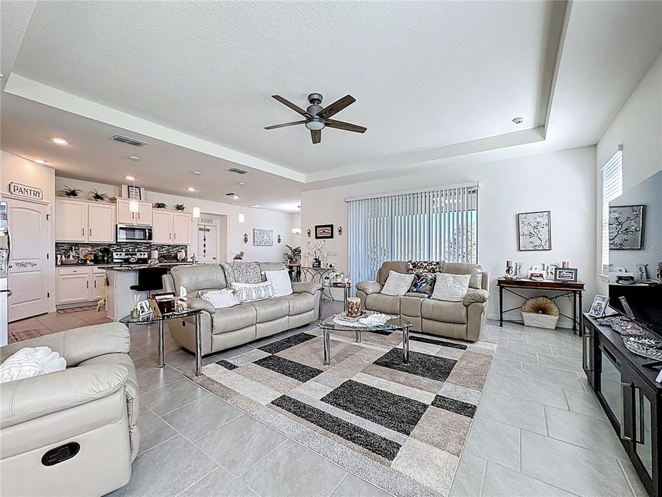 Active With Contract: $500,000 (4 beds, 3 baths, 2841 Square Feet)