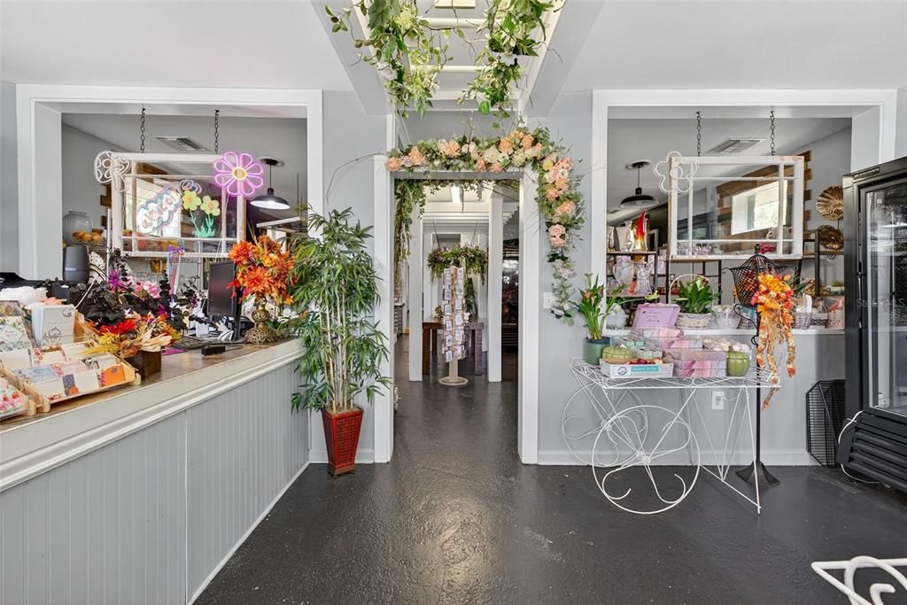 На продажу: $375,000 (0 спален, 0 ванн, 1734 Квадратных фут)