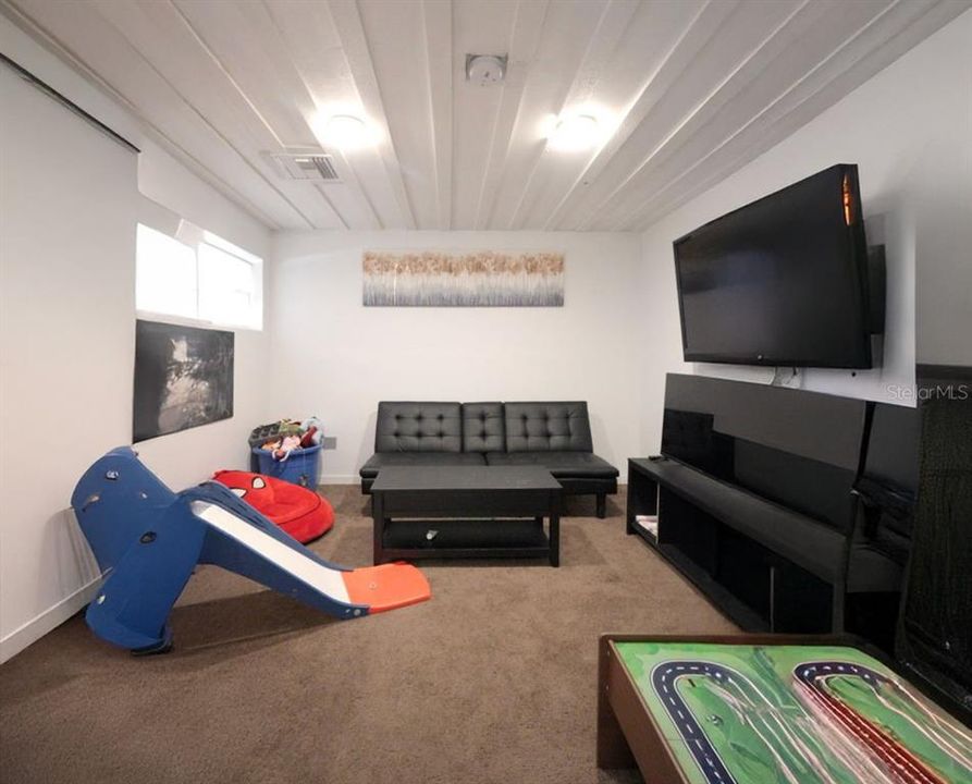 На продажу: $375,000 (0 спален, 0 ванн, 1734 Квадратных фут)