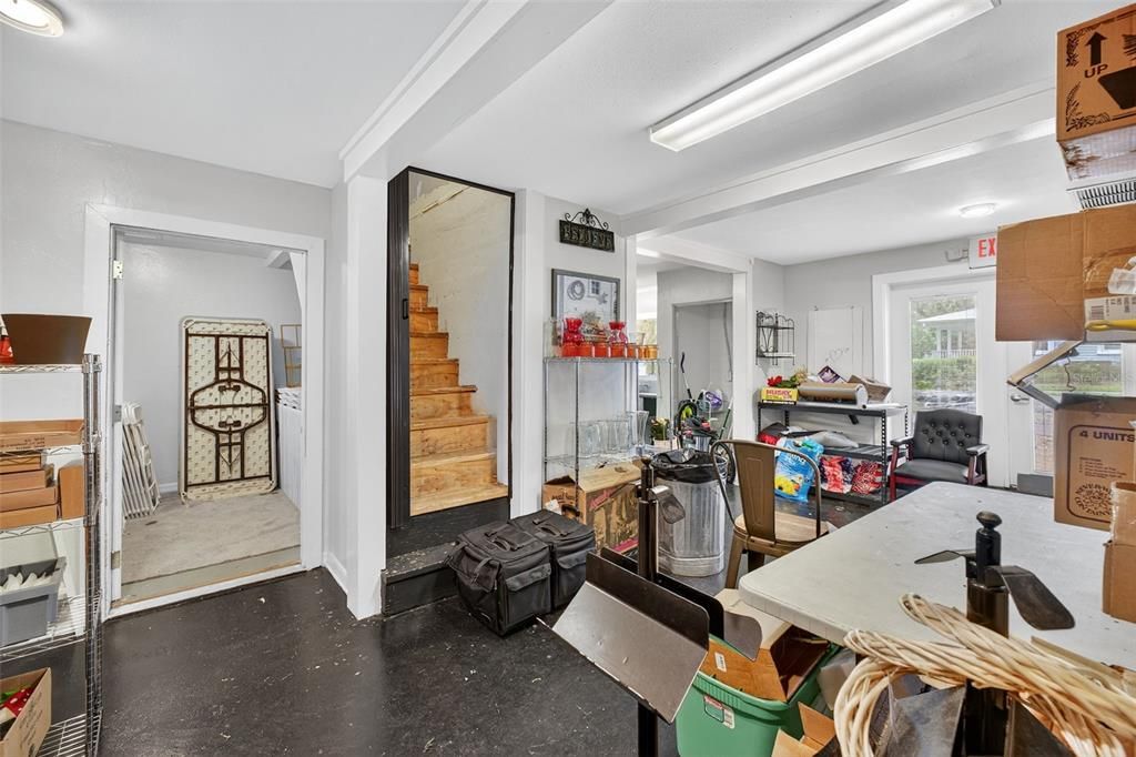 На продажу: $375,000 (0 спален, 0 ванн, 1734 Квадратных фут)