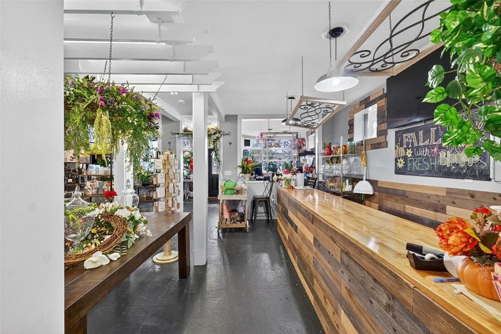 На продажу: $375,000 (0 спален, 0 ванн, 1734 Квадратных фут)