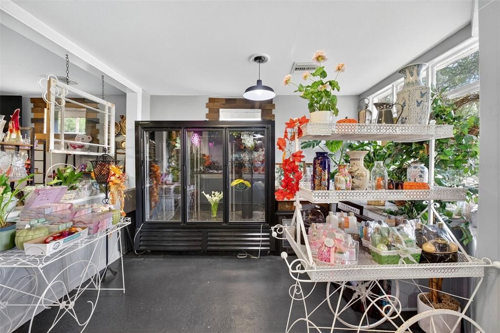 На продажу: $375,000 (0 спален, 0 ванн, 1734 Квадратных фут)