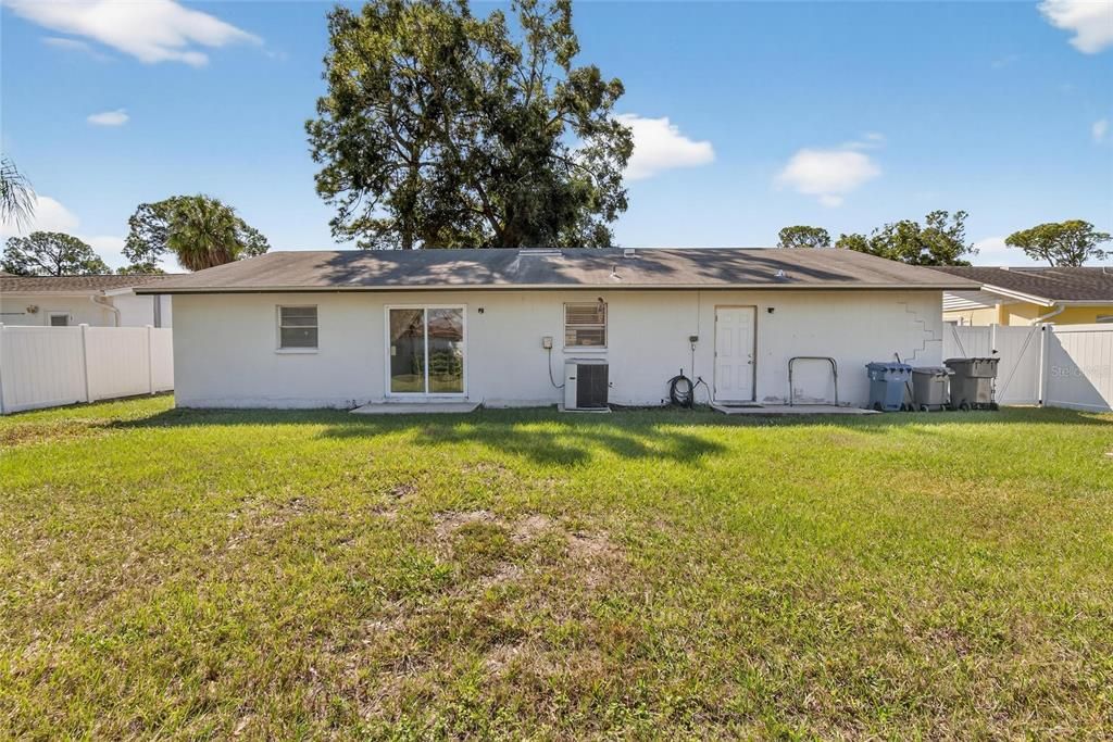 待售: $400,000 (3 贝兹, 2 浴室, 1320 平方英尺)