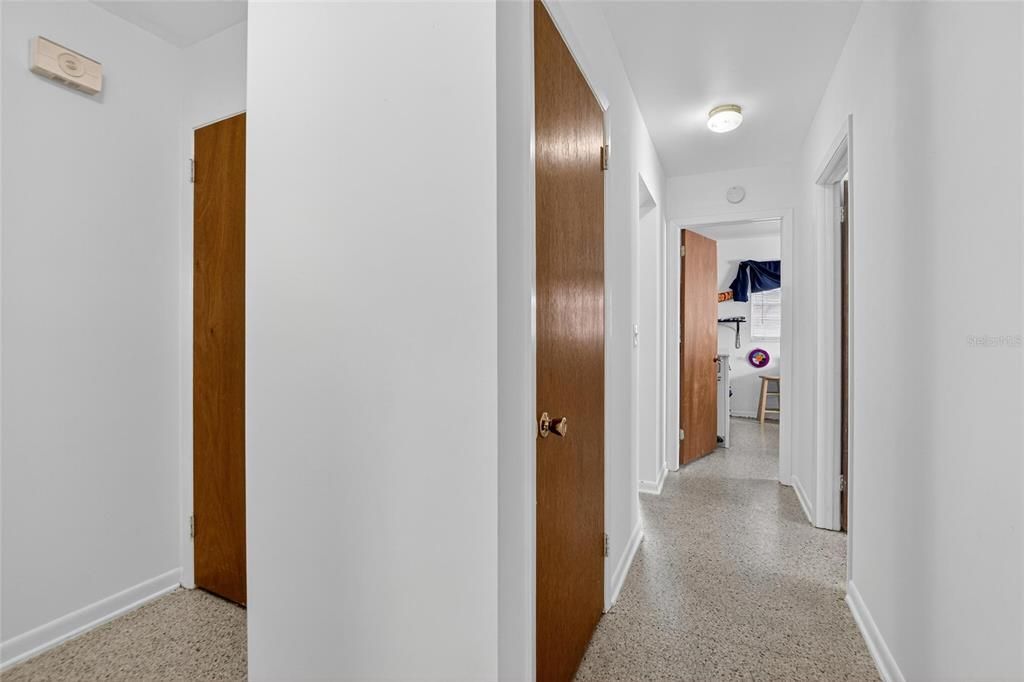 待售: $400,000 (3 贝兹, 2 浴室, 1320 平方英尺)