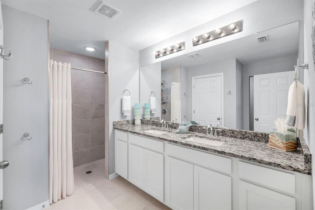 For Sale: $369,500 (4 beds, 2 baths, 1839 Square Feet)