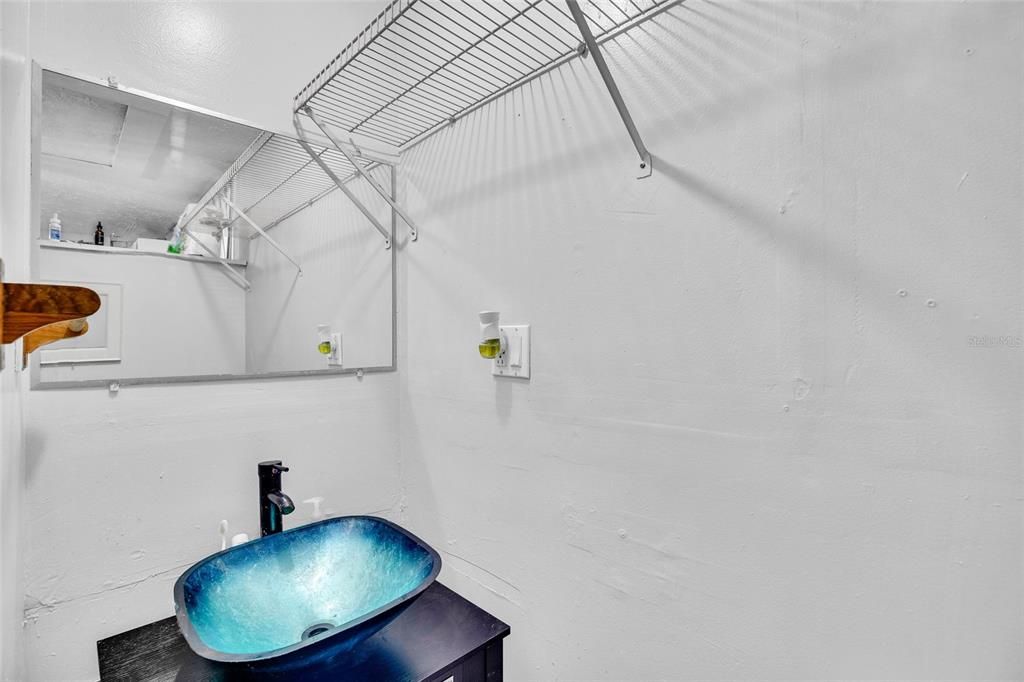 На продажу: $429,000 (4 спален, 2 ванн, 1767 Квадратных фут)