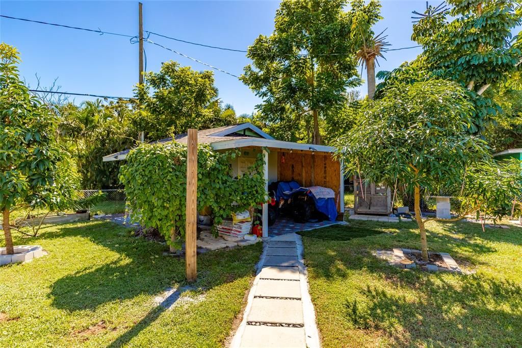 На продажу: $429,000 (4 спален, 2 ванн, 1767 Квадратных фут)