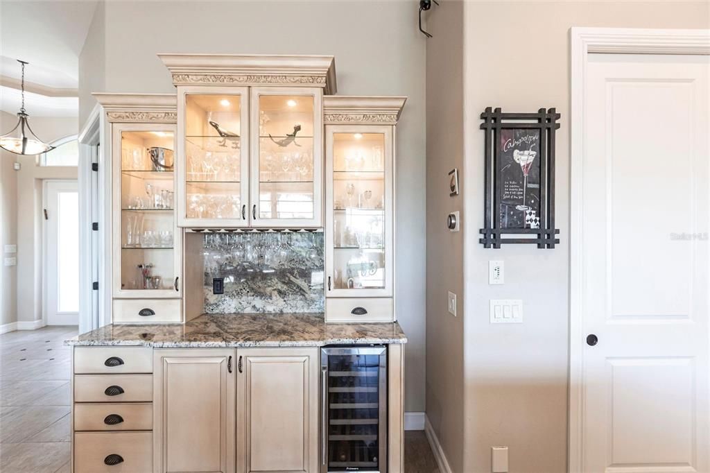 На продажу: $849,000 (3 спален, 3 ванн, 2336 Квадратных фут)