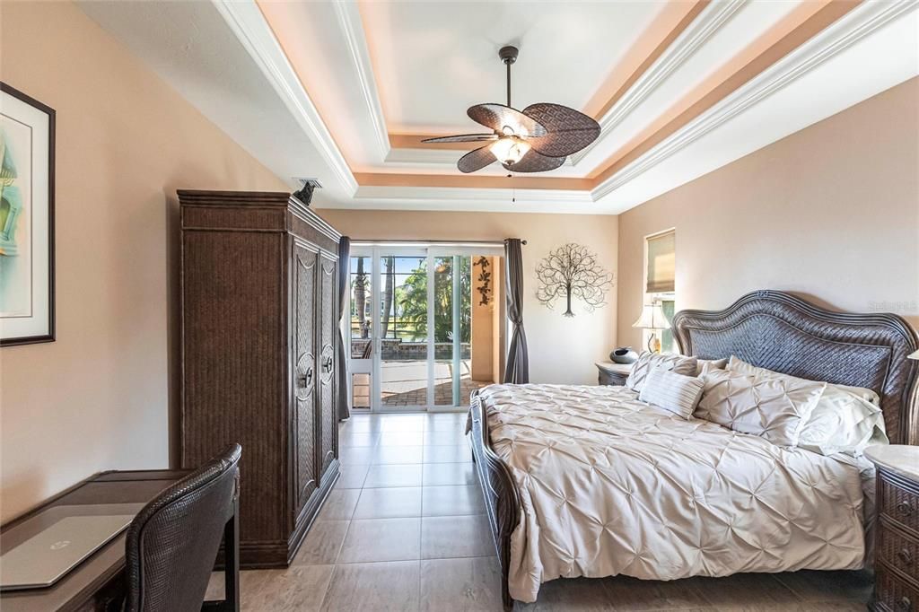 На продажу: $849,000 (3 спален, 3 ванн, 2336 Квадратных фут)