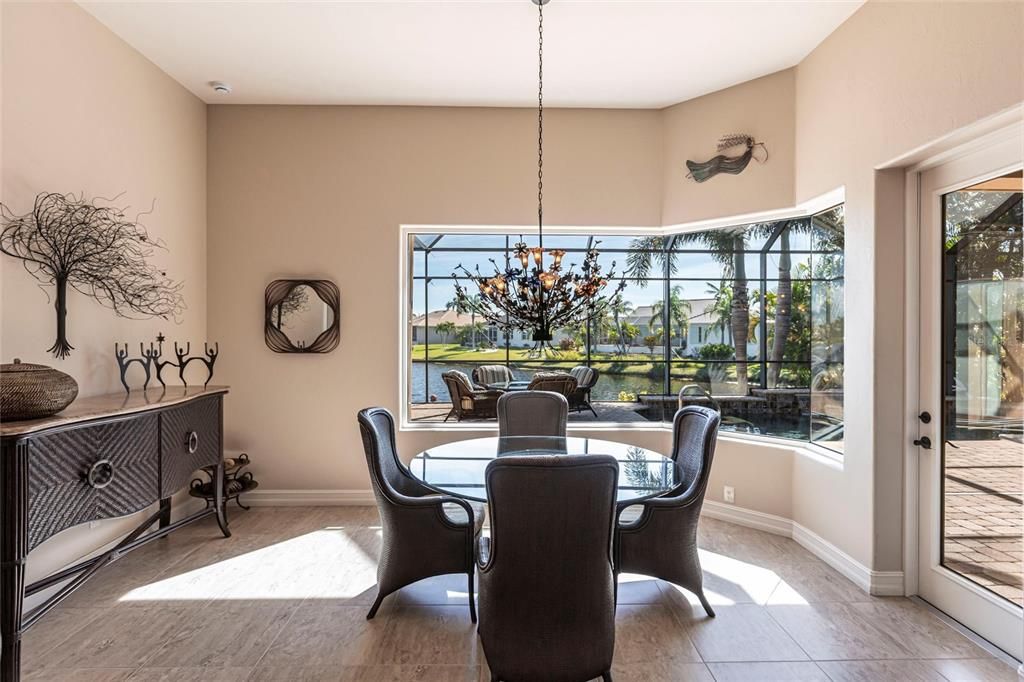 На продажу: $849,000 (3 спален, 3 ванн, 2336 Квадратных фут)