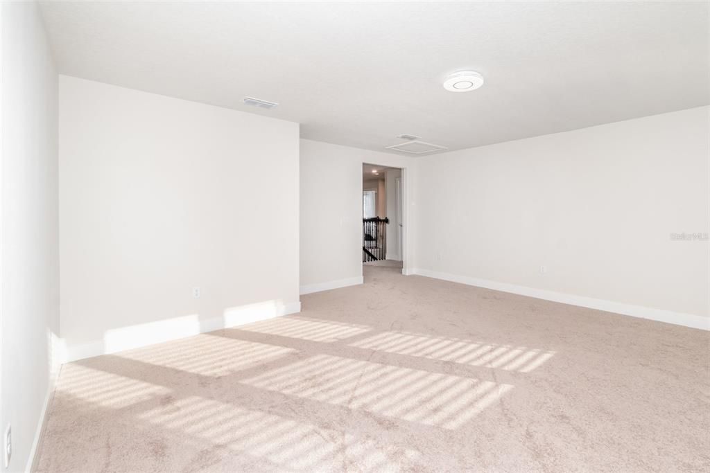 For Sale: $715,000 (5 beds, 4 baths, 3443 Square Feet)