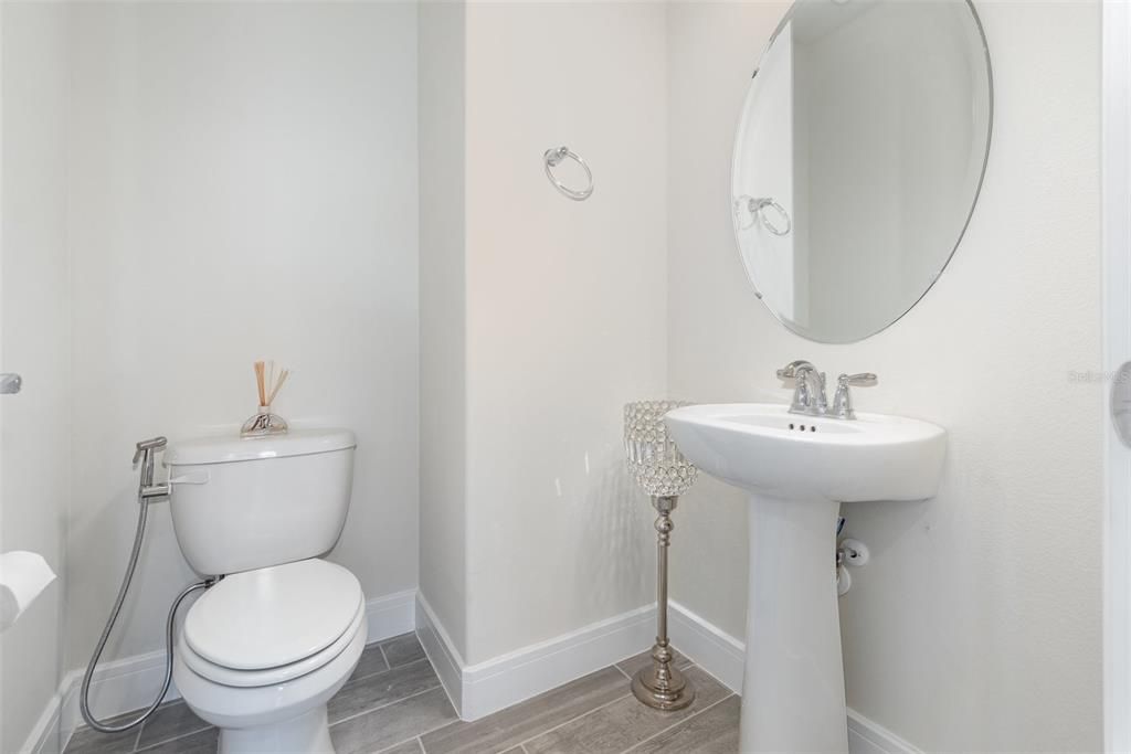 For Sale: $715,000 (5 beds, 4 baths, 3443 Square Feet)