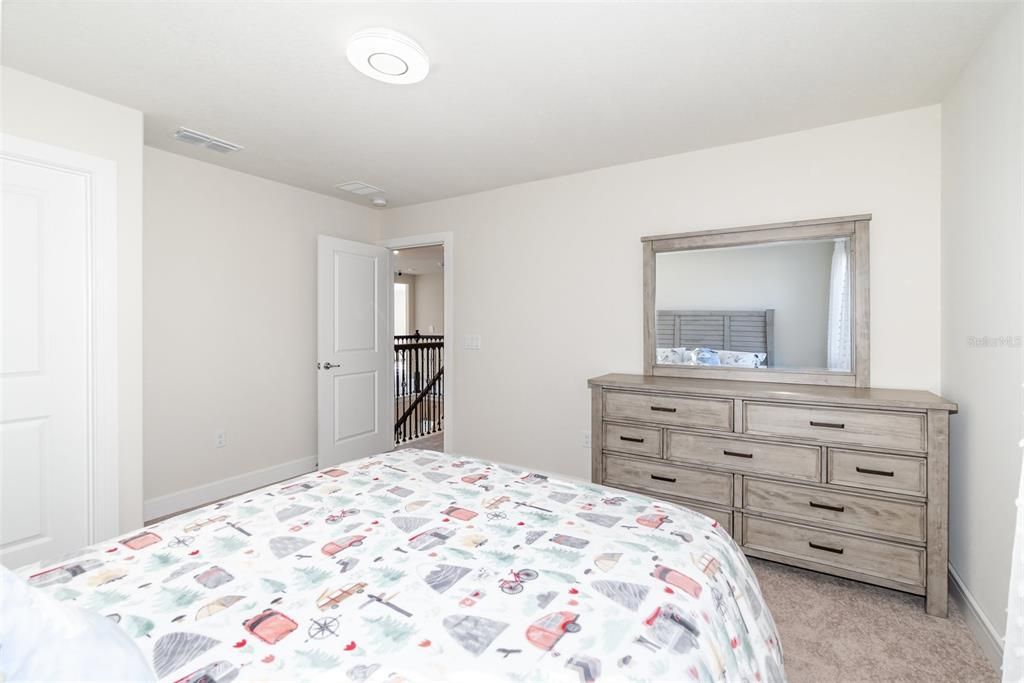 For Sale: $715,000 (5 beds, 4 baths, 3443 Square Feet)