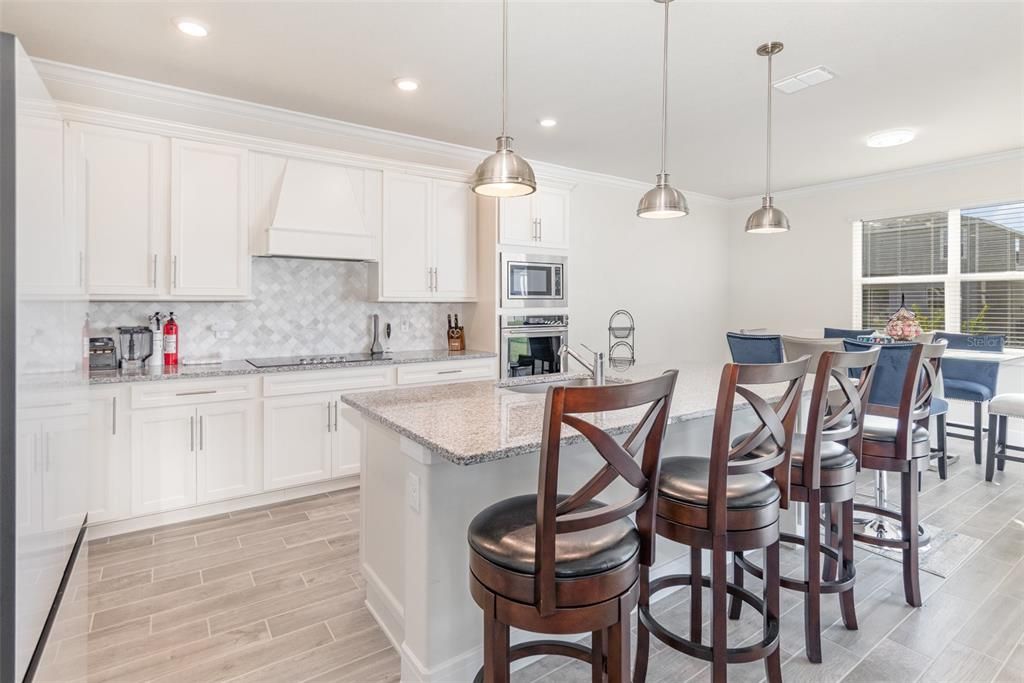 For Sale: $715,000 (5 beds, 4 baths, 3443 Square Feet)