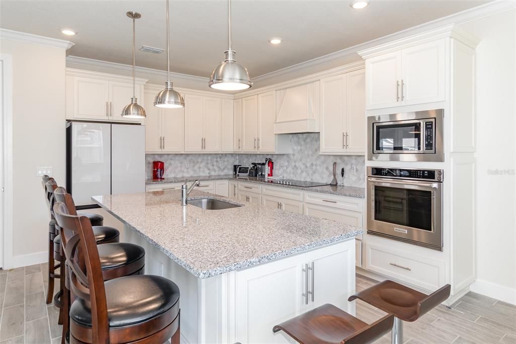 For Sale: $715,000 (5 beds, 4 baths, 3443 Square Feet)