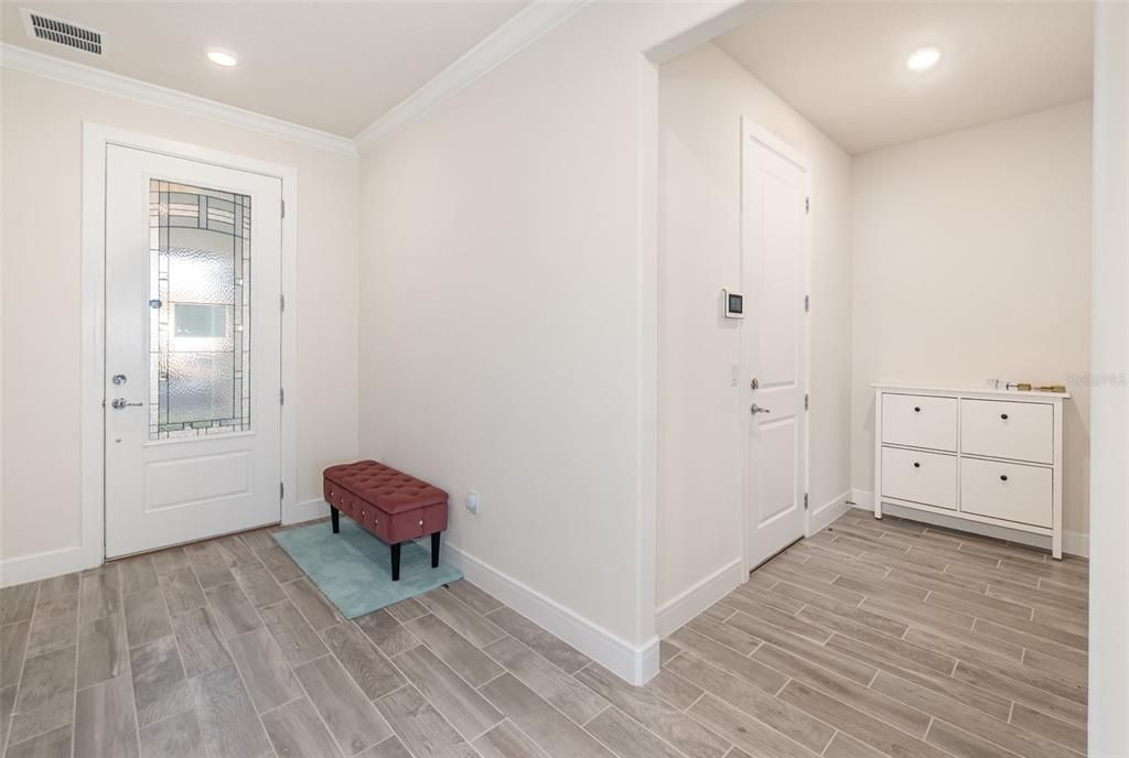 For Sale: $715,000 (5 beds, 4 baths, 3443 Square Feet)