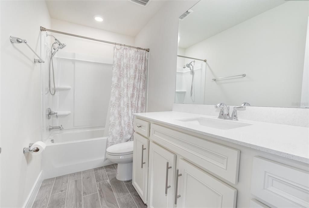 For Sale: $715,000 (5 beds, 4 baths, 3443 Square Feet)