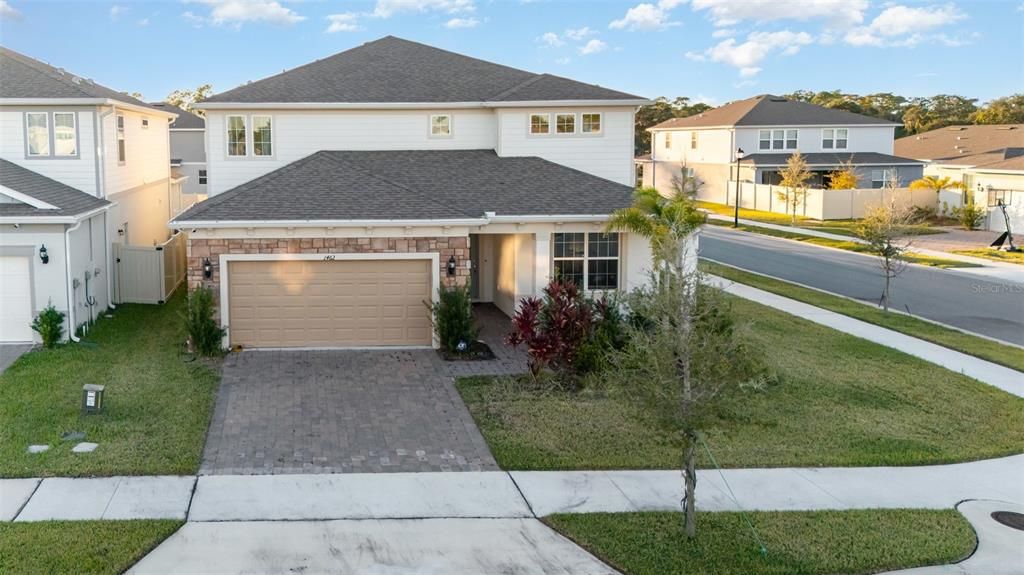 For Sale: $715,000 (5 beds, 4 baths, 3443 Square Feet)