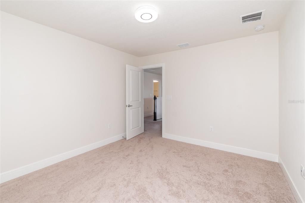 For Sale: $715,000 (5 beds, 4 baths, 3443 Square Feet)