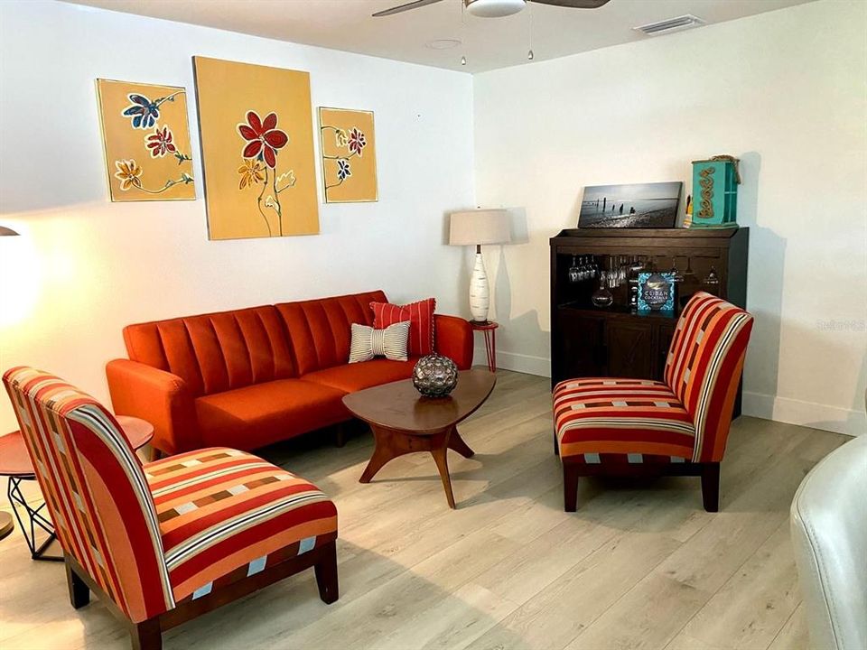 For Sale: $725,000 (6 beds, 0 baths, 1844 Square Feet)