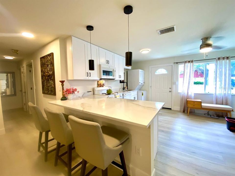 For Sale: $725,000 (6 beds, 0 baths, 1844 Square Feet)