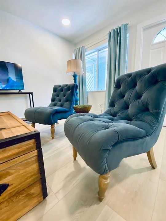 For Sale: $725,000 (6 beds, 0 baths, 1844 Square Feet)