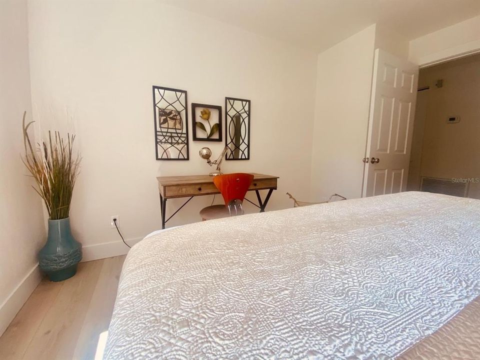 For Sale: $725,000 (6 beds, 0 baths, 1844 Square Feet)