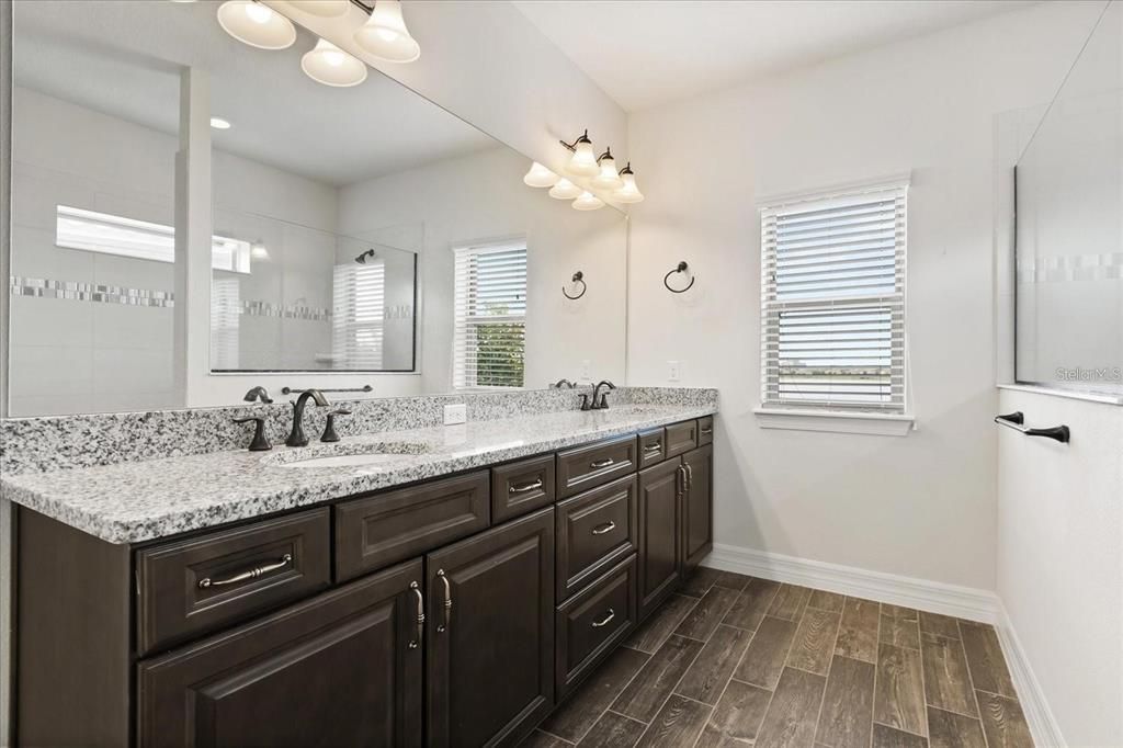 For Rent: $5,000 (4 beds, 3 baths, 3461 Square Feet)