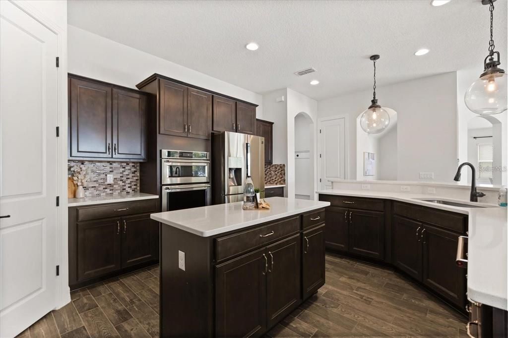 For Rent: $5,000 (4 beds, 3 baths, 3461 Square Feet)