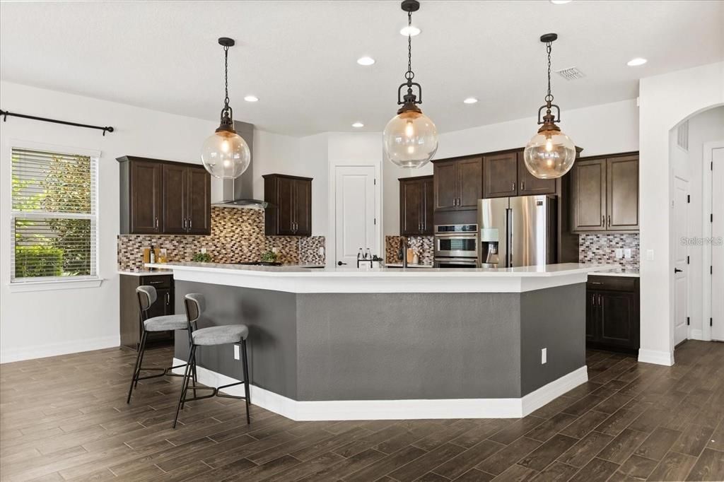 For Rent: $5,000 (4 beds, 3 baths, 3461 Square Feet)