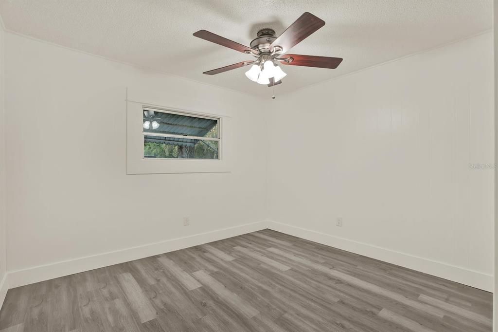 For Sale: $190,000 (2 beds, 2 baths, 960 Square Feet)