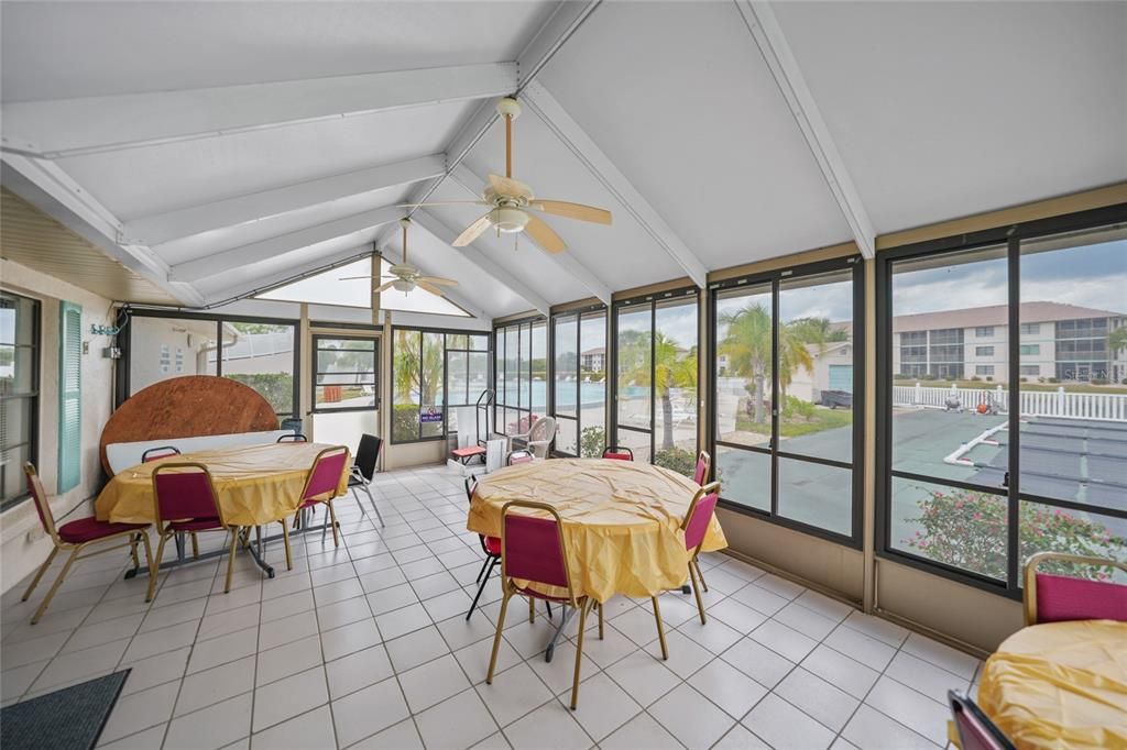 For Sale: $130,000 (2 beds, 2 baths, 1153 Square Feet)