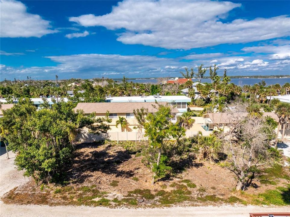 For Sale: $925,000 (0.20 acres)