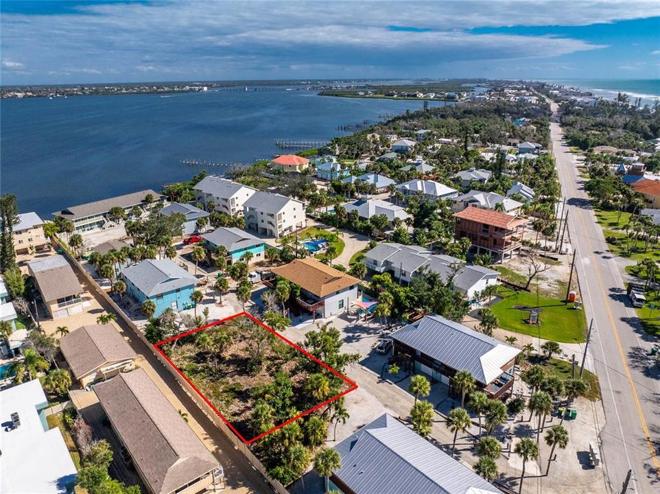 For Sale: $925,000 (0.20 acres)