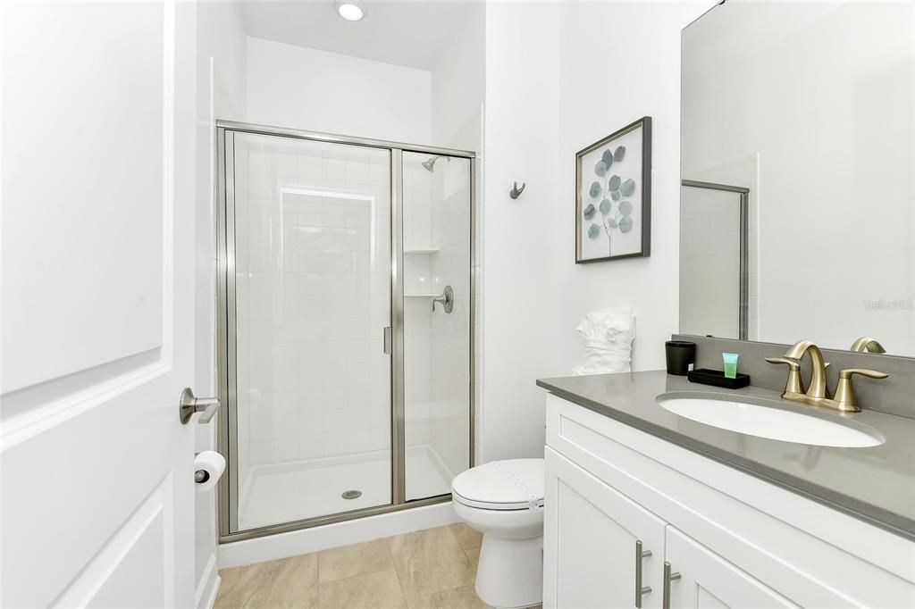 На продажу: $510,000 (4 спален, 3 ванн, 1902 Квадратных фут)