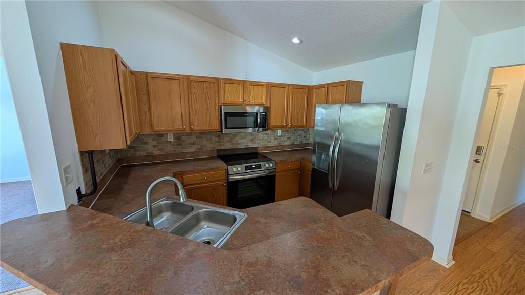 出租: $2,075 (3 贝兹, 2 浴室, 1405 平方英尺)