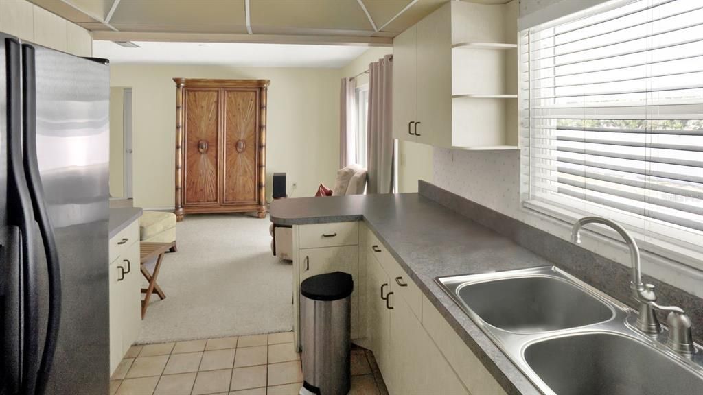 For Sale: $520,000 (3 beds, 2 baths, 1556 Square Feet)