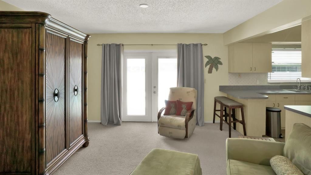 For Sale: $520,000 (3 beds, 2 baths, 1556 Square Feet)