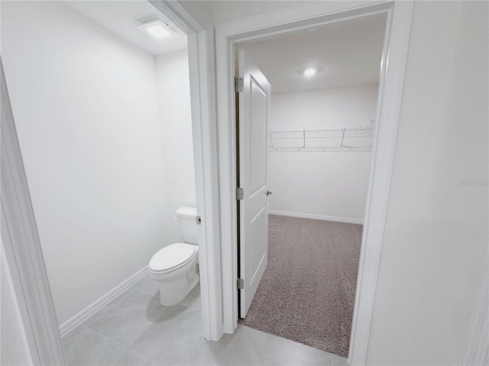 For Rent: $2,150 (4 beds, 2 baths, 1828 Square Feet)