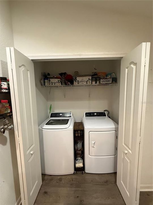 Activo con contrato: $243,900 (3 camas, 2 baños, 1184 Pies cuadrados)