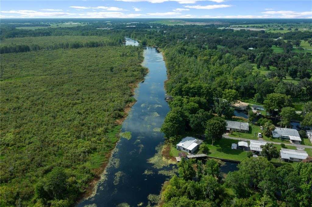 For Sale: $250,000 (2 beds, 2 baths, 960 Square Feet)