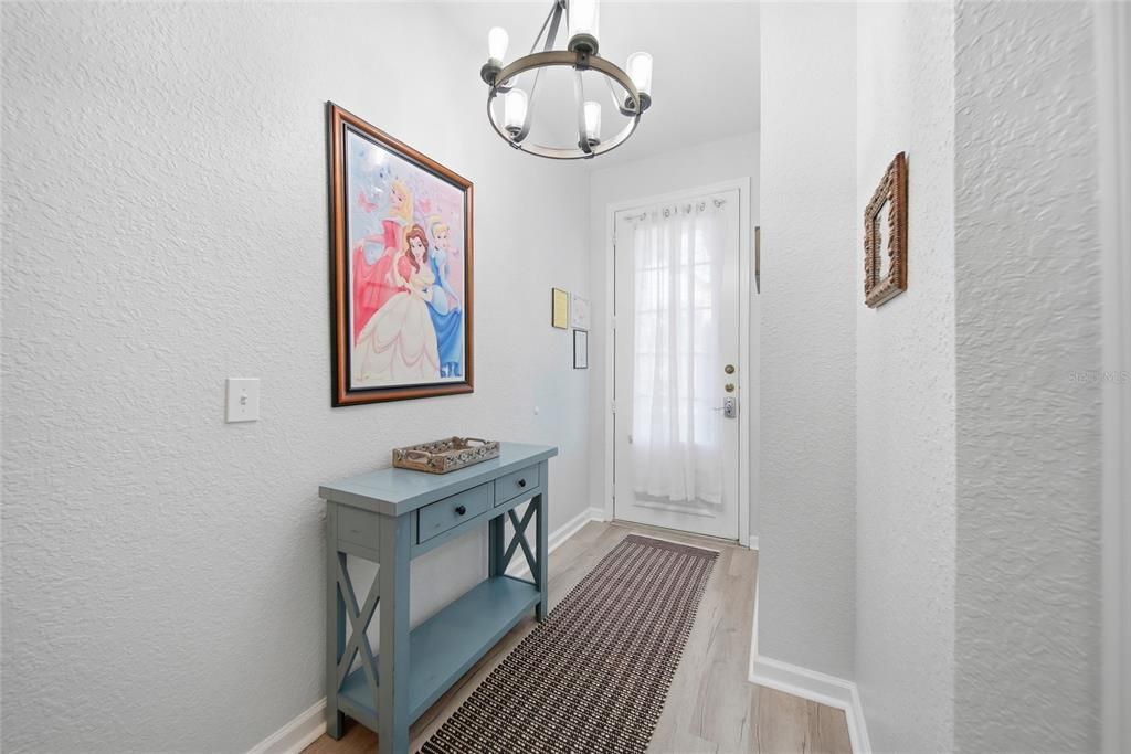 For Sale: $449,000 (3 beds, 3 baths, 1440 Square Feet)