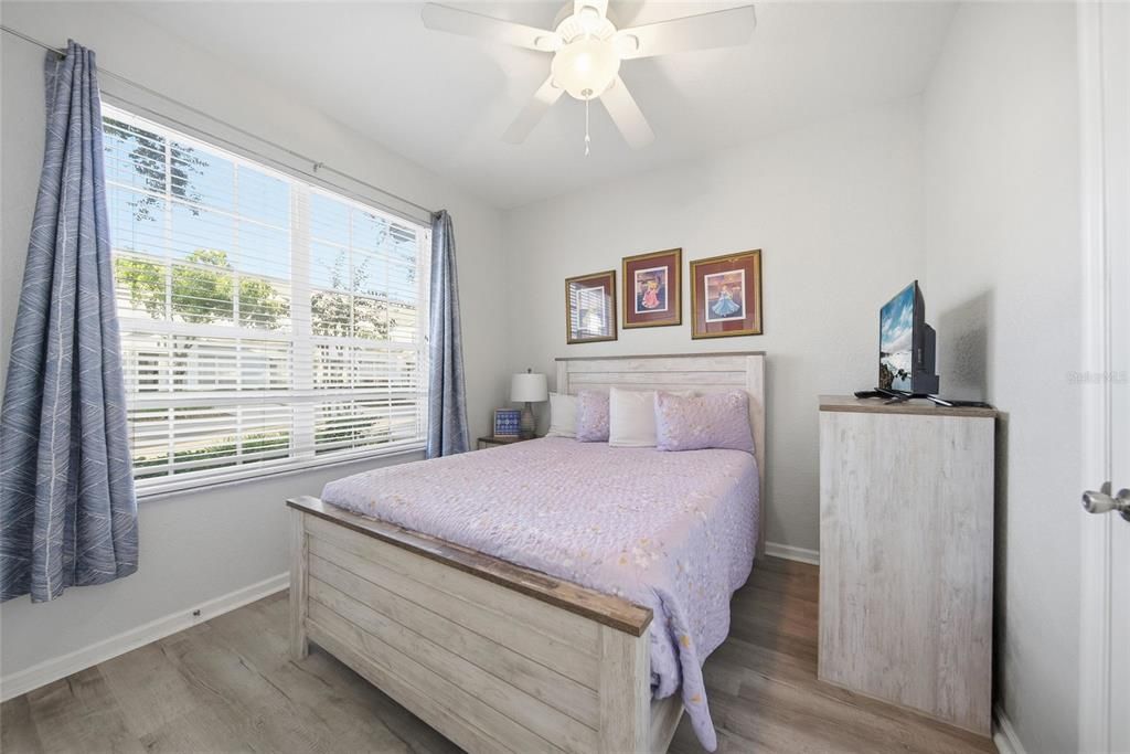 For Sale: $449,000 (3 beds, 3 baths, 1440 Square Feet)