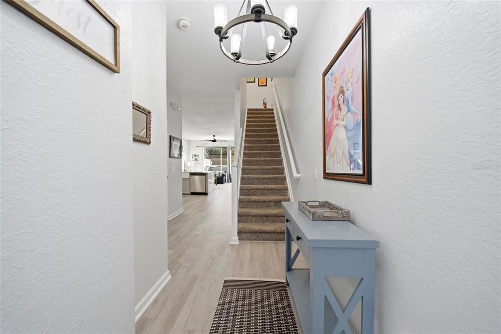 For Sale: $449,000 (3 beds, 3 baths, 1440 Square Feet)