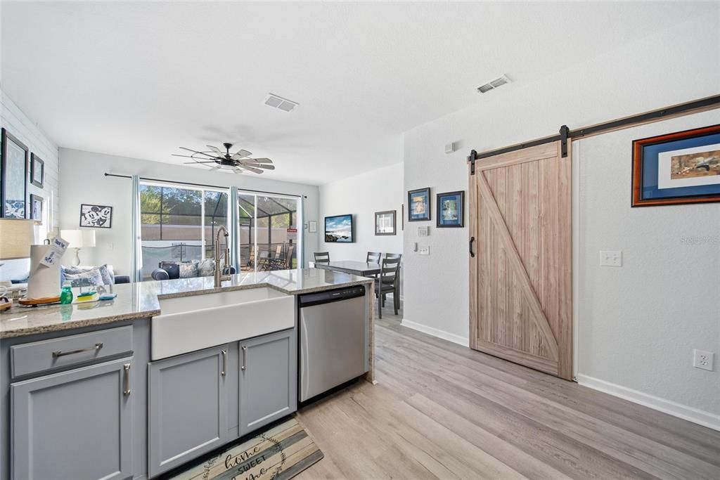 For Sale: $449,000 (3 beds, 3 baths, 1440 Square Feet)