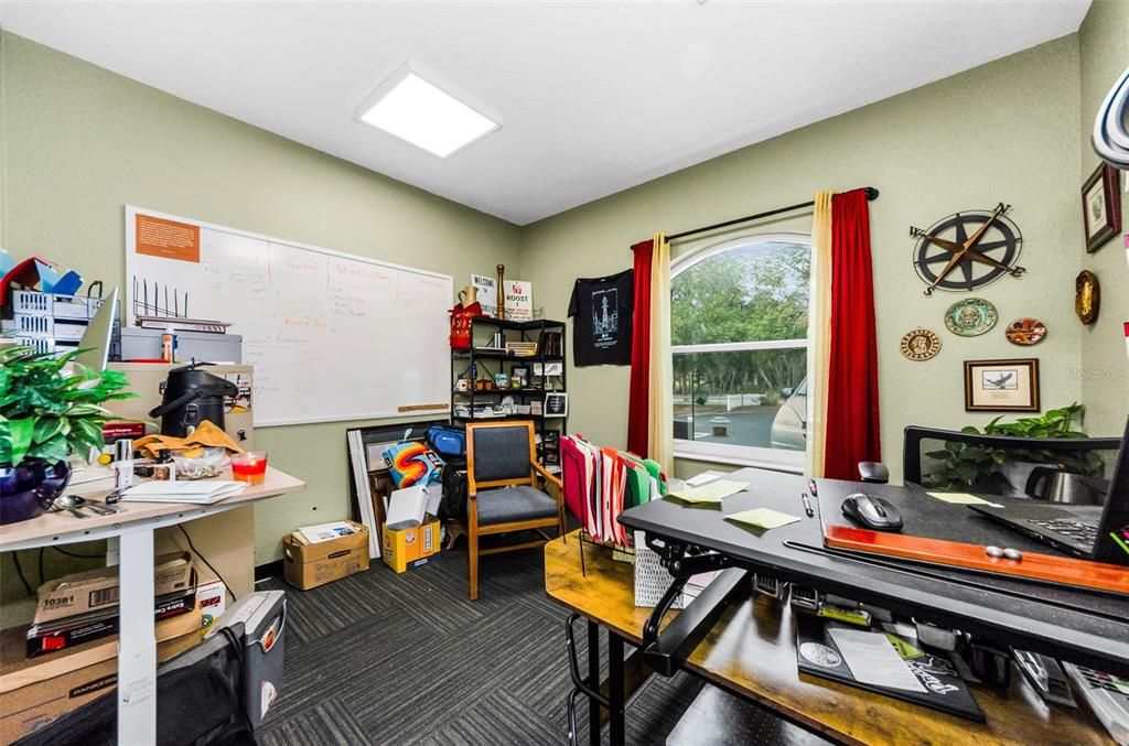 For Sale: $800,000 (4 beds, 2 baths, 1926 Square Feet)