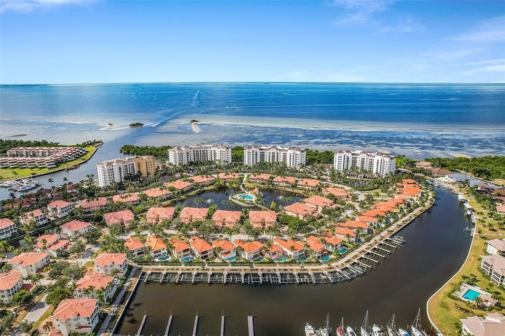 На продажу: $564,000 (3 спален, 2 ванн, 1833 Квадратных фут)