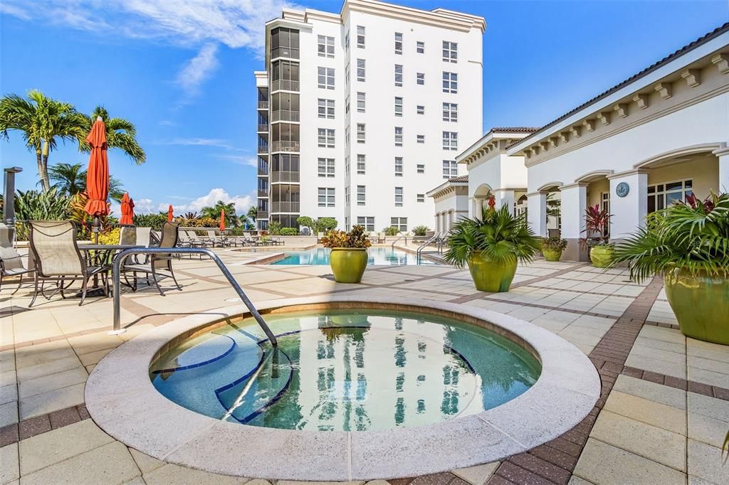 На продажу: $564,000 (3 спален, 2 ванн, 1833 Квадратных фут)