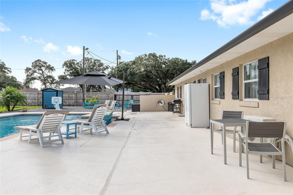 Activo con contrato: $365,000 (3 camas, 2 baños, 1392 Pies cuadrados)